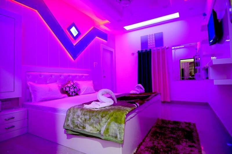 Taj Square A Luxurious Family Homestay Агра Екстер'єр фото