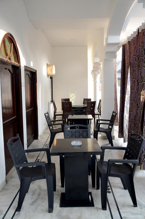 Taj Square A Luxurious Family Homestay Агра Екстер'єр фото